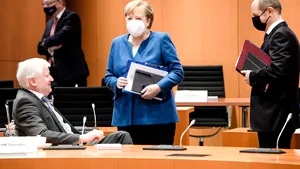 Germania: Marile companii trebuie să aibă cel puţin o femeie în consiliile de conducere