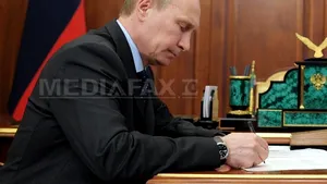Vladimir Putin a semnat un decret de prelungire cu un an a sancţiunilor vizând importuri din UE
