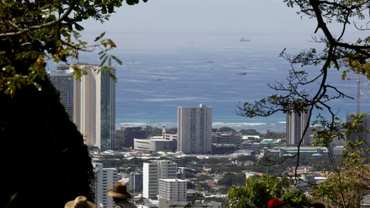 Autorităţile americane ridică alerta de tsunami pentru toate ţările
