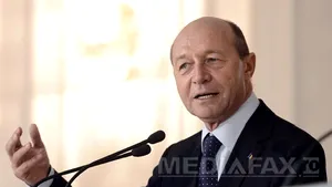 Preşedintele Băsescu a graţiat o femeie care are şapte copii minori şi suferă de afecţiuni psihice