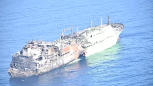 Italia și Malta monitorizează un petrolier rusesc care plutește în derivă. Ce îngrijorări sunt