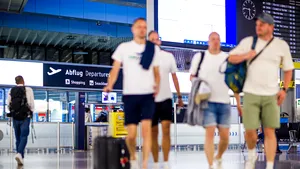 Uniunea Europeană vrea să mărească de trei ori taxa de intrare pentru vizitatorii fără viză