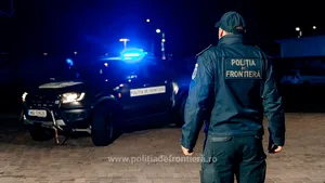 Camion cu peste 32.000 de parfumuri contrafăcute, descoperit la Calafat. Marfa valorează aproape 13 milioane de lei