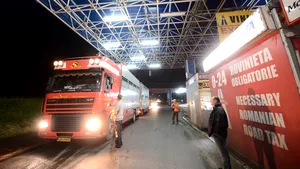 Circulaţia camioanelor prin punctul de frontieră Isaccea, restricţionată, din cauza închiderii traseului Reni-Odessa 