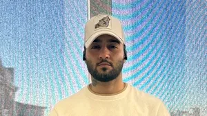 Rapperul iranian Toomaj Salehi a fost arestat din nou. Acesta a sprijinit protestele împotriva guvernului