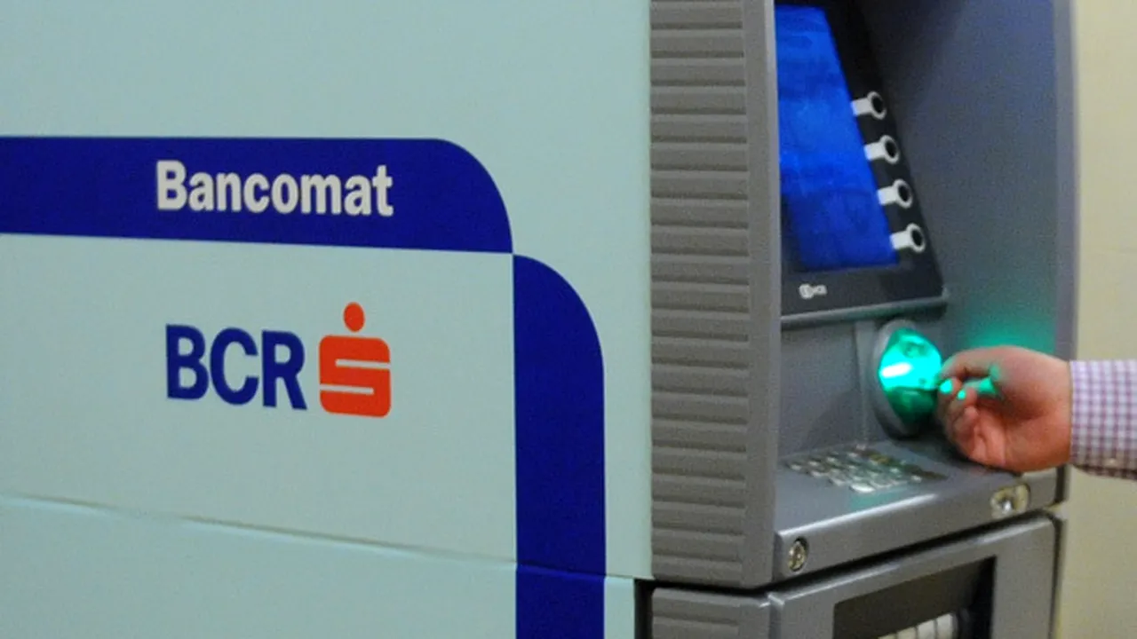 Unităţile BCR sunt închise sâmbătă şi duminică. Operaţiunile pe internet şi telefon, întrerupte
