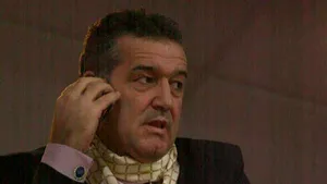 Gigi Becali critică jocul Stelei şi tactica adoptată de Stoichiţă