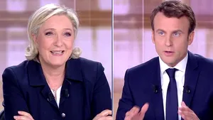 ALEGERILE din Franţa: Principalele idei politice şi economice ale lui Emmanuel Macron şi Marine Le Pen. De la politicianul 
