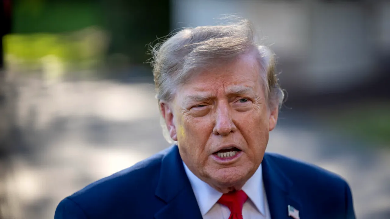 „Un președinte groaznic”. Donald Trump îi răspunde lui Barack Obama după ce fostul președinte american a criticat renovările de la Casa Albă