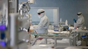 Medicul şef UPU - SMURD: ”Numărul cazurilor COVID a crescut cu 30% în valul trei faţă de valul doi al pandemiei”