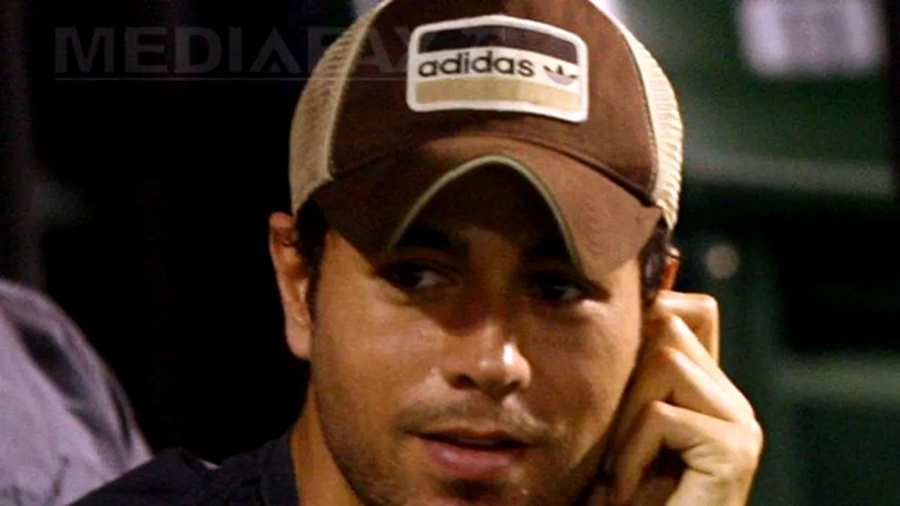 Enrique Iglesias va face schi nautic, gol, după victoria Spaniei la Cupa Mondială