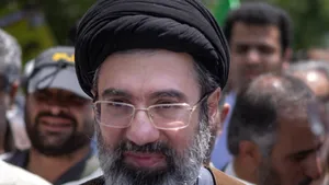 Opoziția de la Teheran susține că Adunarea Experților l-a ales pe fiul lui Ali Khamenei, Mojtaba, lider suprem al Iranului