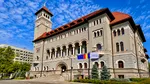În plină austeritate, doi senatori PACE propun deblocarea angajărilor în primării. CES, aviz favorabil