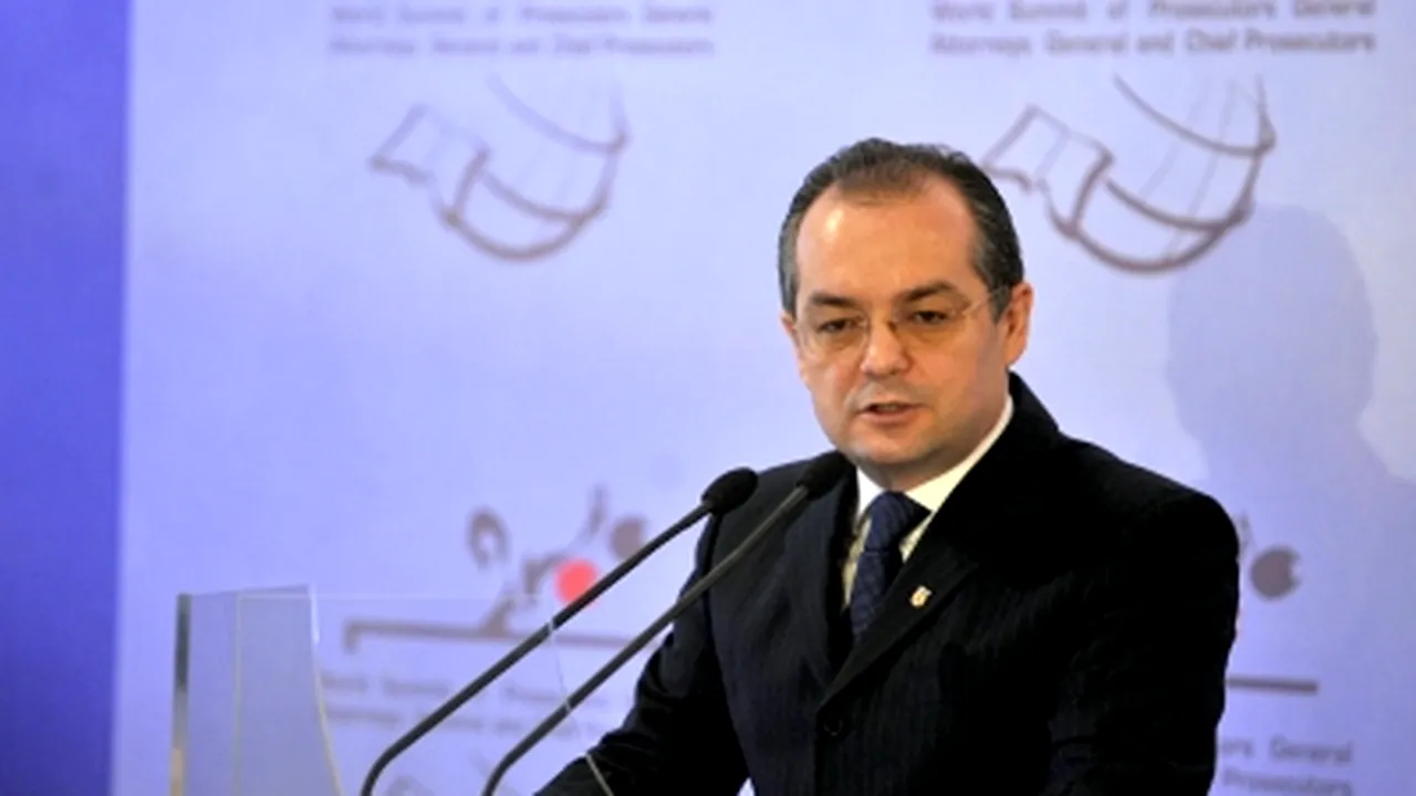 Boc: Ordonanţa urmăreşte înlocuirea unor oameni care nu pot face faţă ritmului