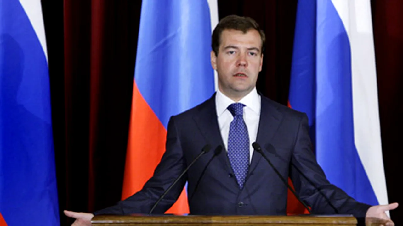 Medvedev: Viitorul economiei mondiale va fi în joc la summitul G20