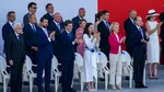 Nicușor Dan, însoțit de Mirabela Grădinaru la parada militară de pe Champs-Élysées