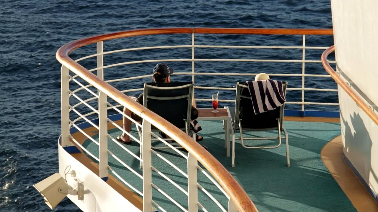 Peste 150 de persoane de pe o navă de croazieră din Caraibe, infectate cu norovirus