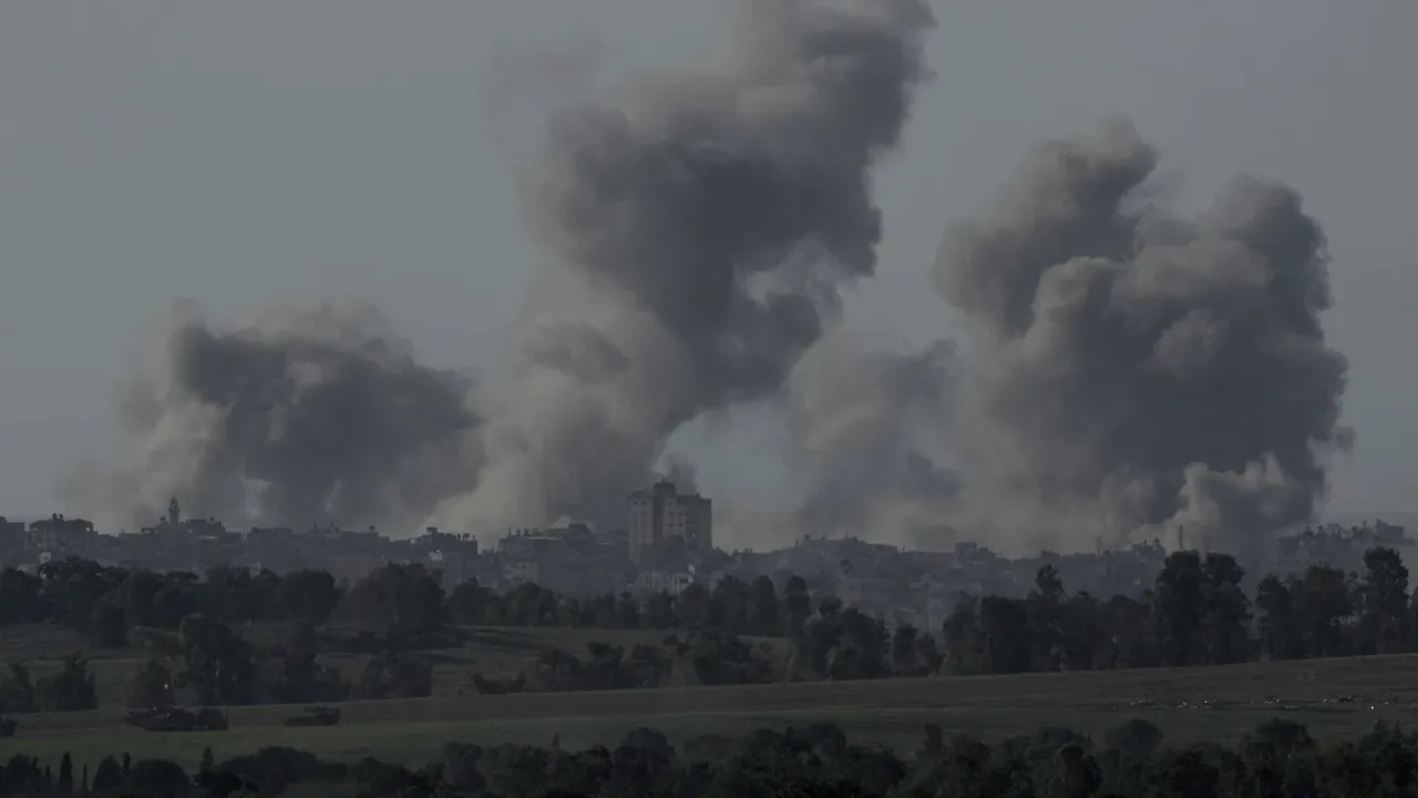 Războiul Israel - Hamas. Oficiali ai Autorităţii Palestiniene se îndreaptă spre Cairo pentru a participa la discuţii privind viitorul Gaza / Alţi trei soldaţi israelieni ucişi în luptele din nordul Fâşiei Gaza, ridicând bilanţul operaţiunii terestre la 164 de morţi