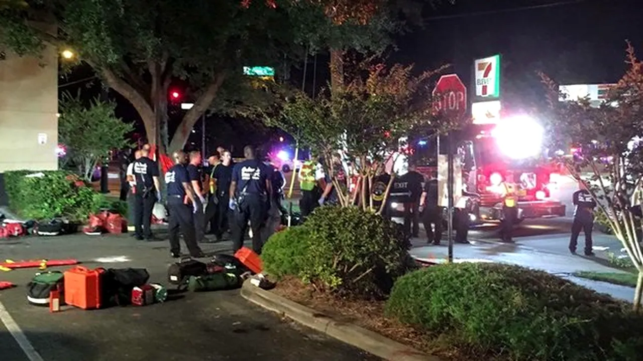 Masacrul din Orlando: Lady Gaga citeşte numele şi vârstele victimelor masacrului la comemorare