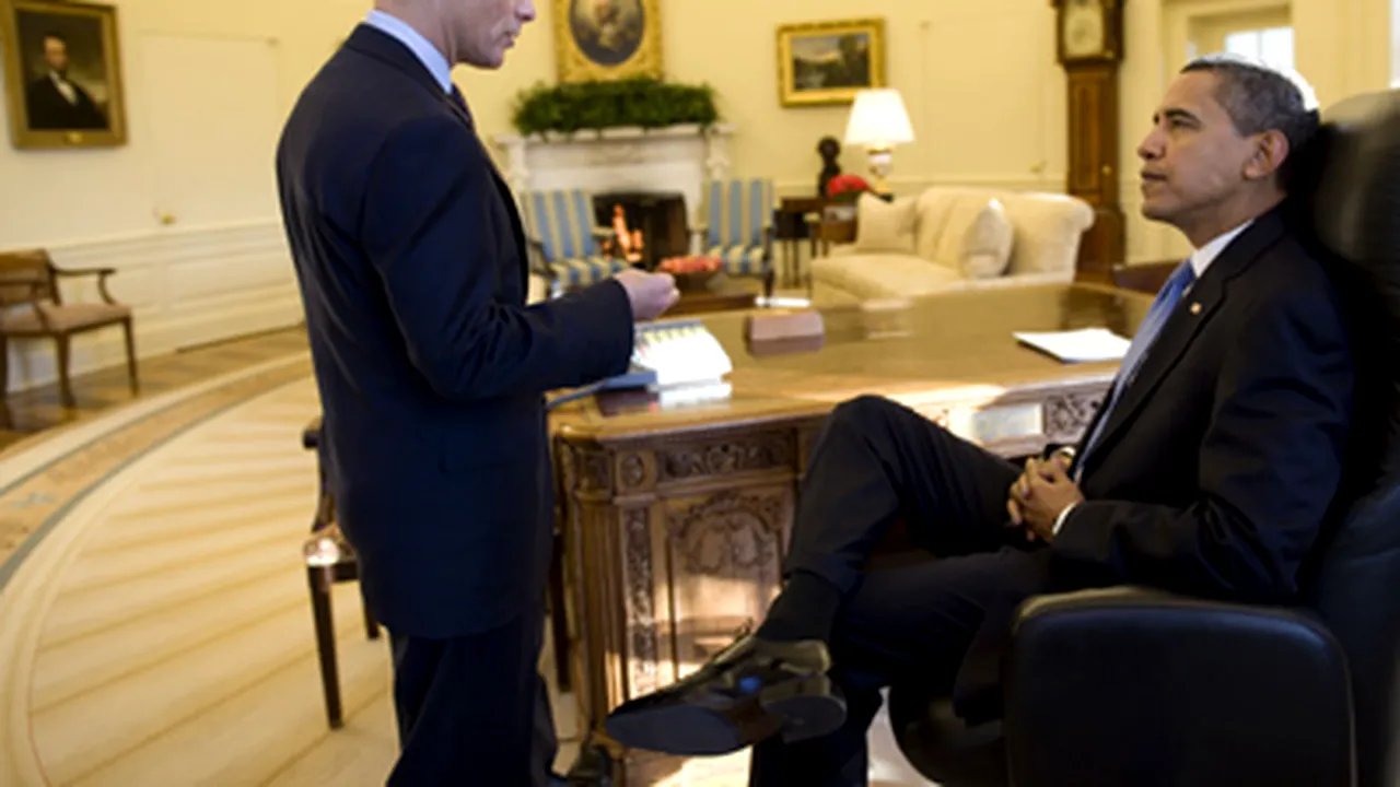 Obama se mai rătăceşte prin Casa Albă