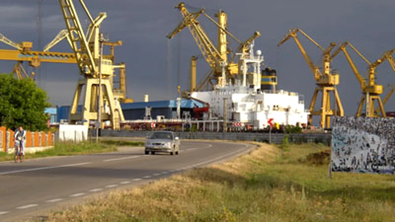 Mangalia: Cel mai mare portcontainer construit în România, lansat la apă