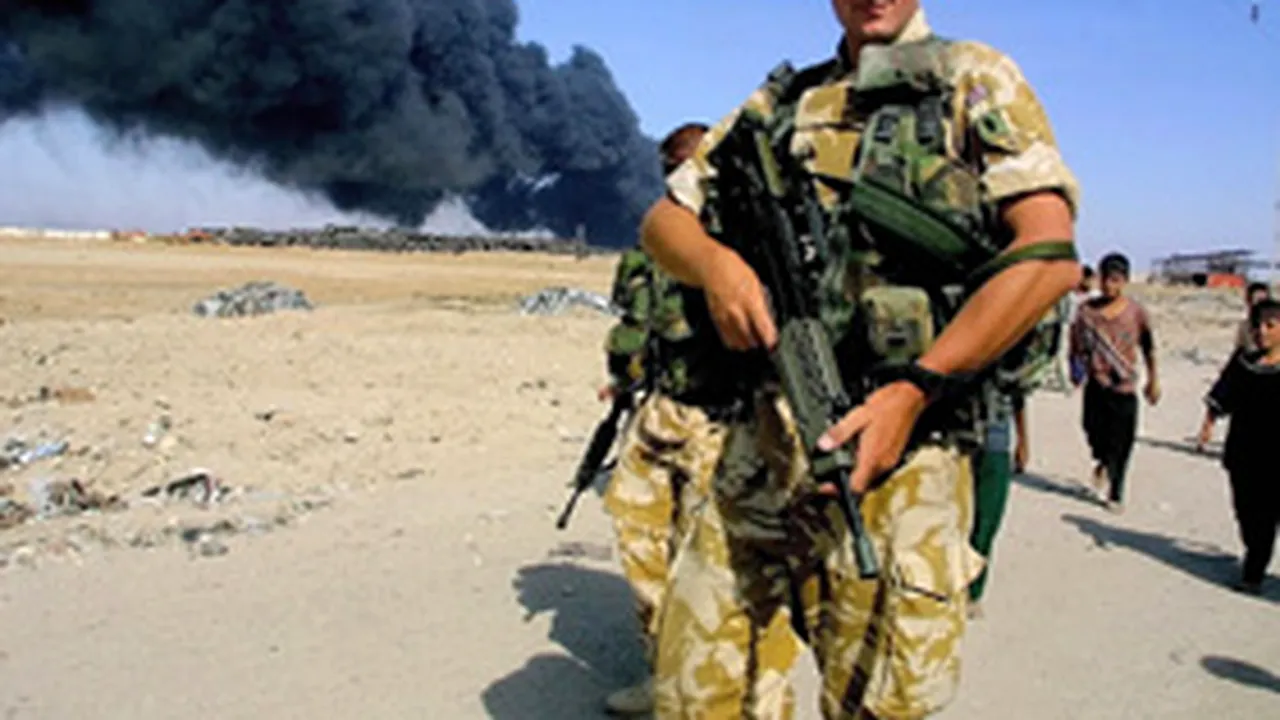 Peste jumătate dintre britanici vor retragerea trupelor din Afganistan
