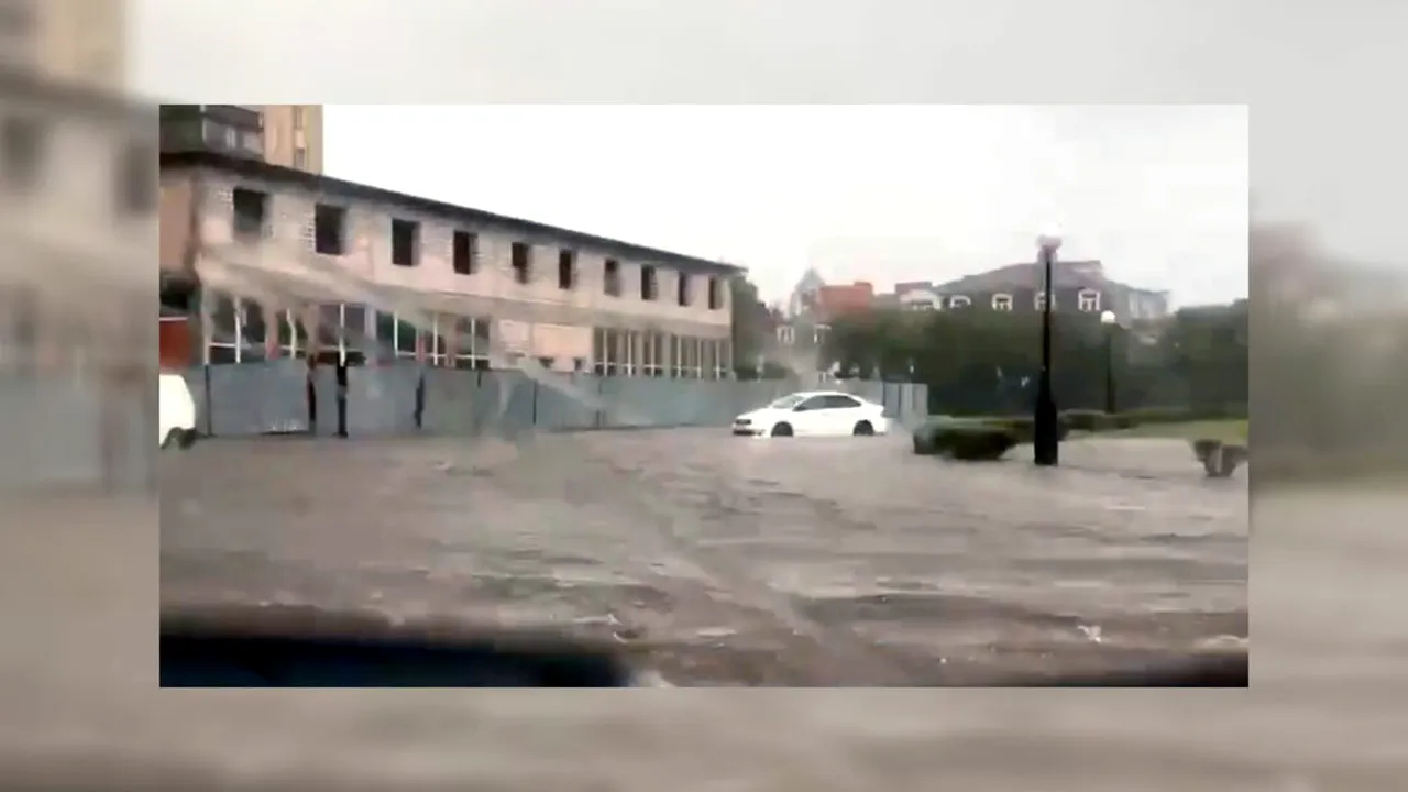 Ucraina: Ploile torențiale din sud au făcut cel puțin 9 victime
