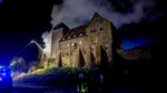 Un castel din secolul al XII-lea a luat foc. Flăcările au distrus o parte a obiectivului istoric