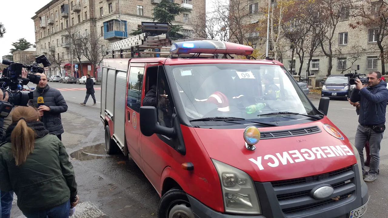 Un membru al forţelor speciale a murit, iar patru au fost răniţi, în urma unei operaţiuni antiteroriste în capitala Georgiei / Trei suspecţi, împuşcaţi mortal| FOTO