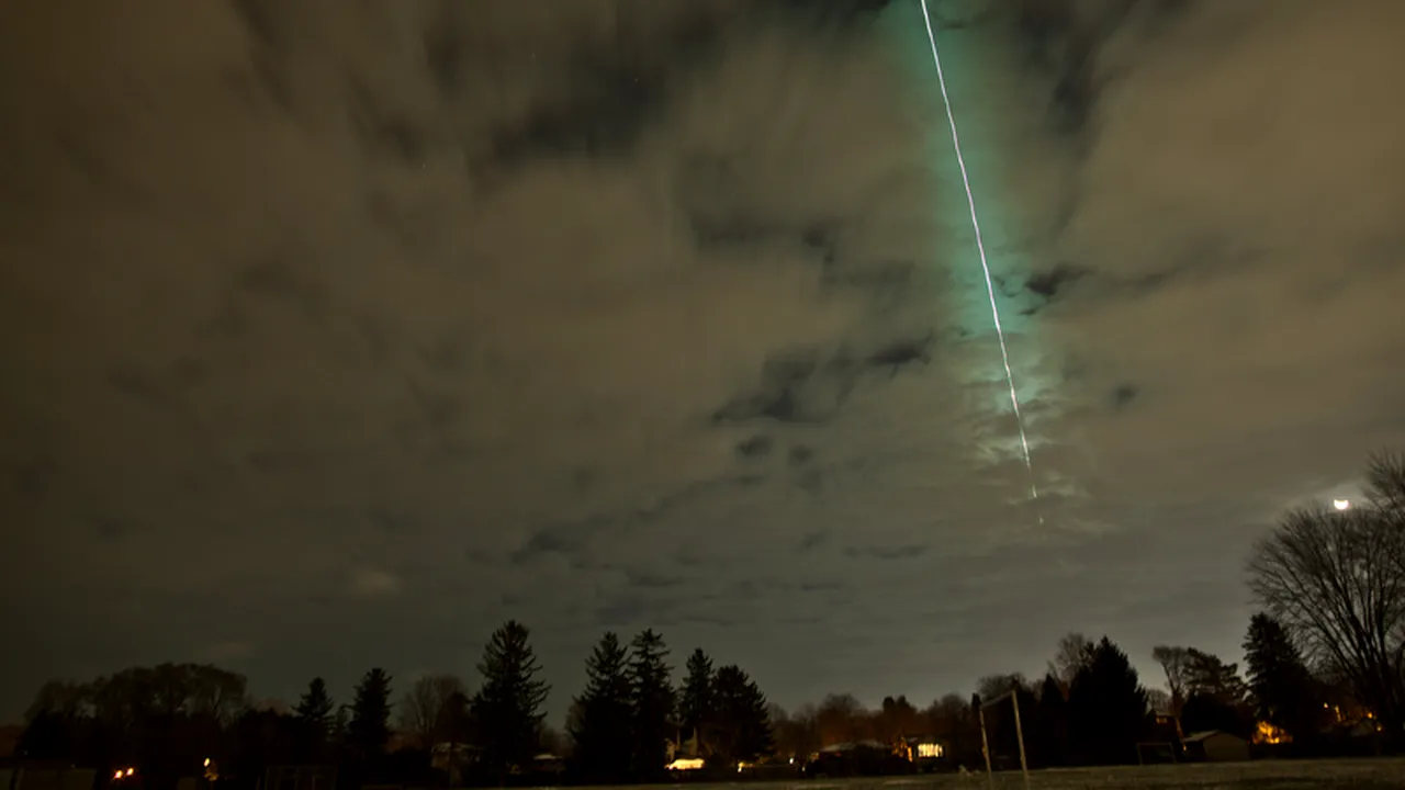 Un asteroid a luminat cerul deasupra Canalului Mânecii
