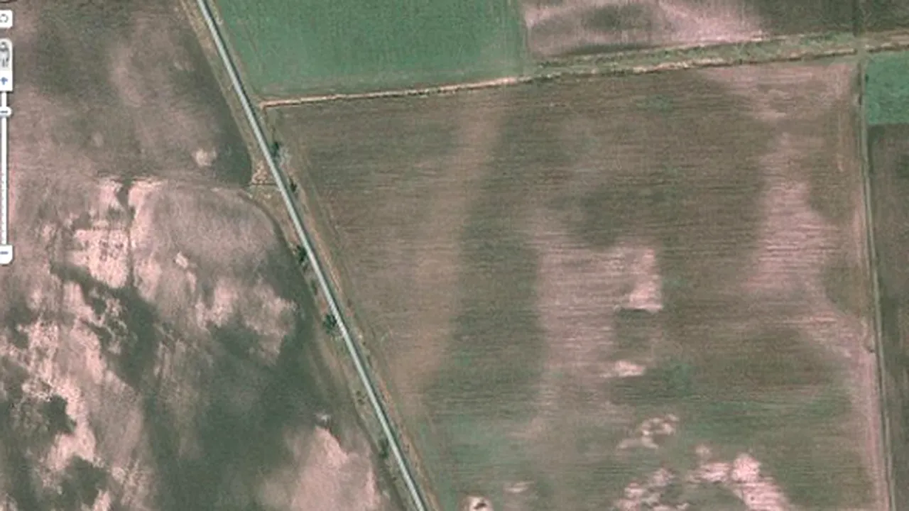 MINUNILE LUMII PE GOOGLE MAPS: Chipul lui Iisus, zvastici şi lacuri sângerii, printre imaginile misterioase care apar pe harta popularei aplicaţii - GALERIE FOTO