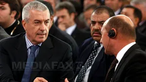 Băsescu, despre Tăriceanu: Liberalul roşu.Tăriceanu: Băsescu a făcut mai rău României decât Ceauşescu
