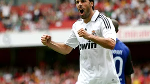 Ruud van Nistelrooy se retrage de la naţională