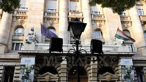 Ungaria i-ar putea ajuta pe cei cu probleme la creditele în valută, inclusiv ştergând din datorii