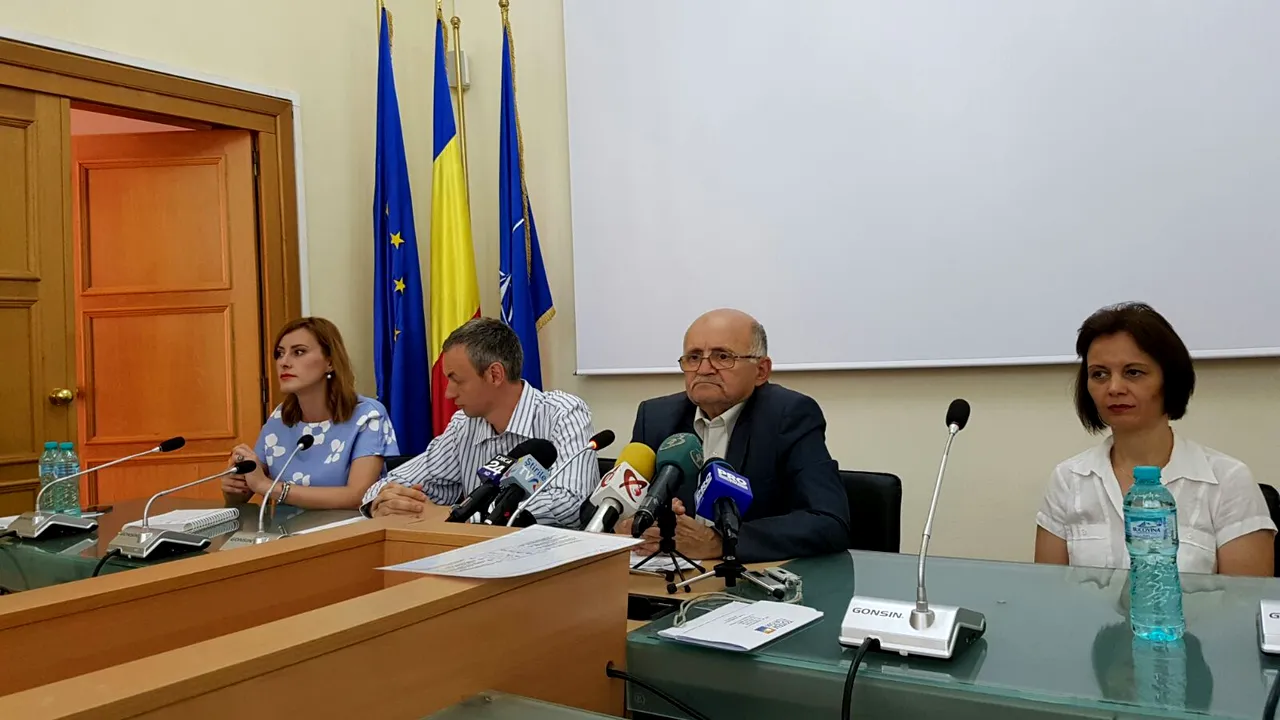 CNATDCU recomandă retragerea titlului de doctor fostului premier Victor Ponta / Ponta:''Vă mulţumesc din inimă, dragi politruci! ''- FOTO/VIDEO