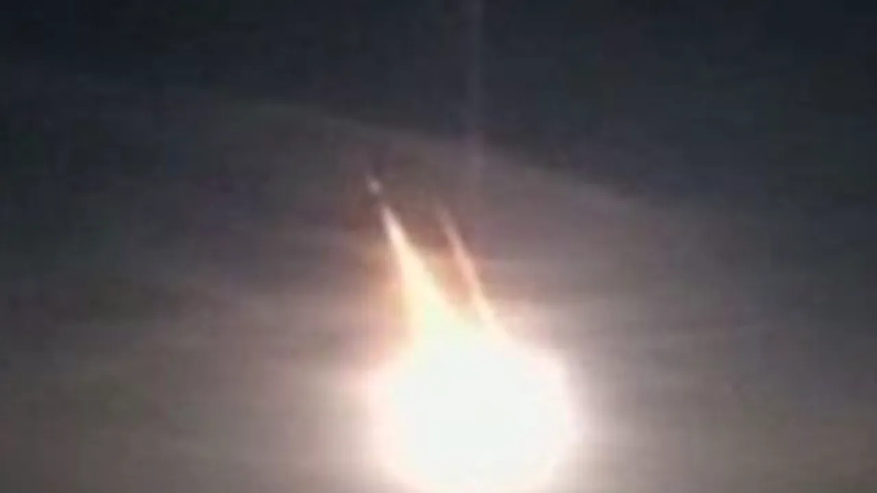 Un meteorit uriaş a apărut pe cerul Canadei