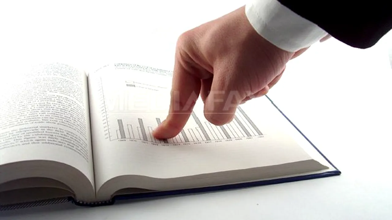 România coboară în trimestrul trei de pe opt pe zece în topul ţărilor cu cele mai riscante datorii