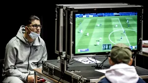 Campion cu joystick-ul: un român s-a calificat în finala turneului eChampions League