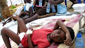 ONU: Peste 18.000 de cazuri suspecte de holeră în Zimbabwe