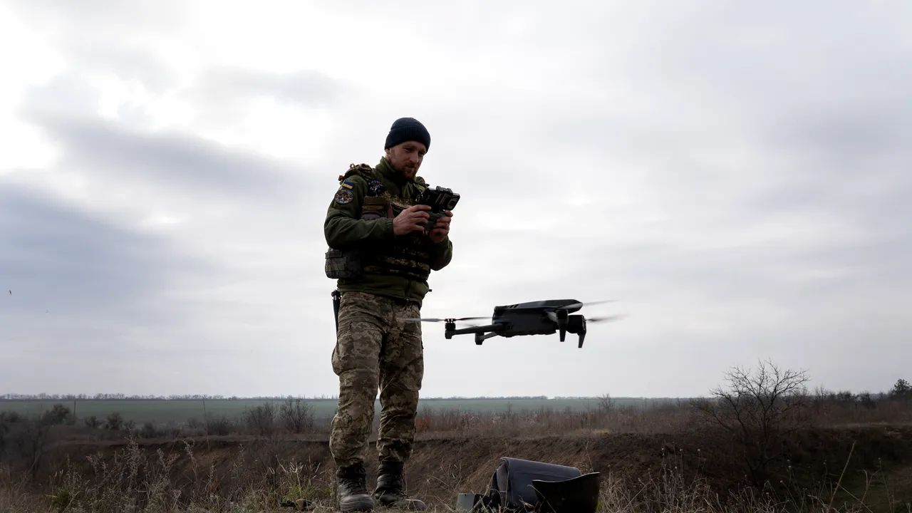 Dronă ucraineană care viza oraşul Moscova, doborâtă de sistemele antiaeriene ruse