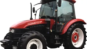 Hoyo a început producţia de tractoare la Râşnov