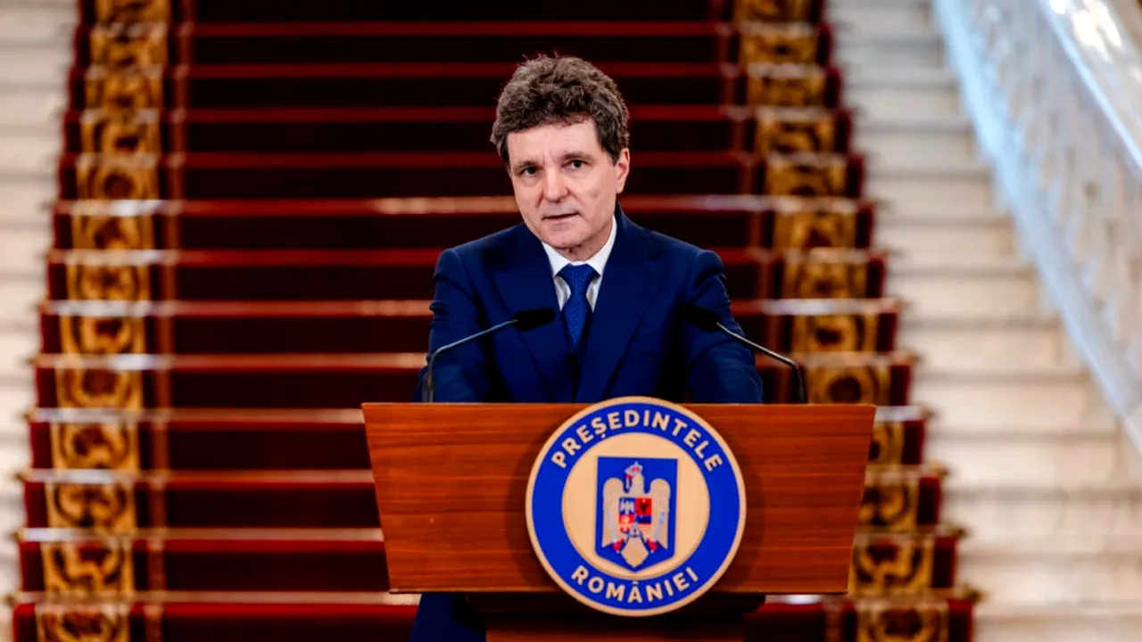 „Partidele să vină la mine cu o majoritate pro-occidentală. Nicușor Dan spune că unii lideri de partide „și-au schimbat opinia”. Admite că a greșit. Liderii PSD, PNL, USR și UDMR - blocaj în negocieri. Mâine, discuții la Palatul Cotroceni
