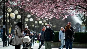 O ţară din Europa încă rezistă în faţa coronavirusului: Oamenii se bucură de soare, iar cluburile de noapte s-au deschis în această săptămână