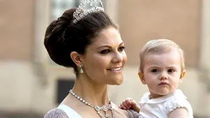 Prinţesa Estelle a Suediei, internată de urgenţă după o căzătură la schi