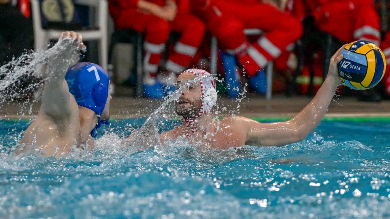CSM Oradea și Steaua se duelează pentru titlul național la polo pe apă. Programul complet al finalelor