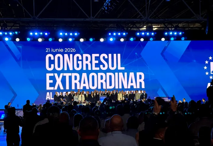 LIVE UPDATE Congresul Extraordinar al PNL a început. Bolojan candidează la președinția partidului / Vasile Blaga, mesaj dur: Partidul este sub asediu. Nu am făcut fuziunea PDL cu PNL ca să fim anexă la PSD / Ciucu acuză „trădători” din PNL și spune că Nicușor Dan a luptat împotriva sa