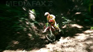 Braşov: Autorităţile caută mai mulţi motociclişti care au intrat pe traseele turistice din pădure