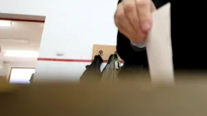 Alegerile din R.Moldova: Partidul Comuniştilor, pe primul loc după numărarea a 49,2% din voturi