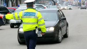 Aproape 2000 de şoferi au rămas fără permisul de conducere în minivacanţa de Sfânta Maria