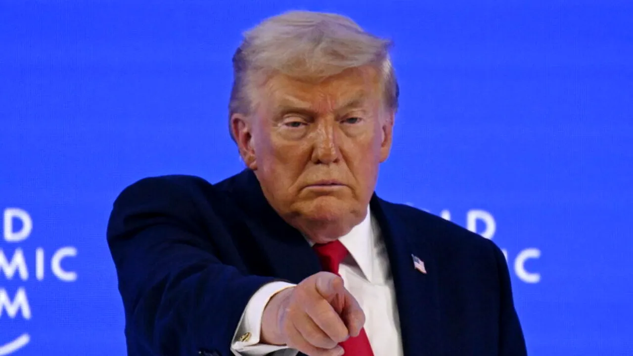 Trump anunță moartea lui Khamenei: „Este cea mai mare șansă pentru poporul iranian”. Bombardamentele vor continua